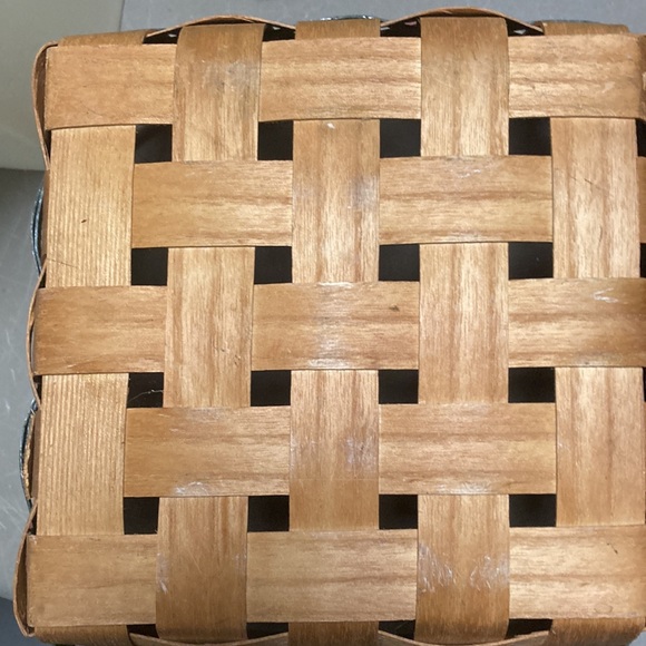 Peterboro Basket Co.  9” Basket - Picture 4 of 7